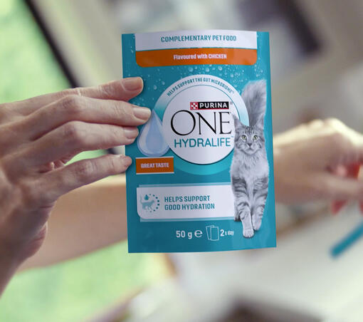 Purina ONE® HYDRALIFE™